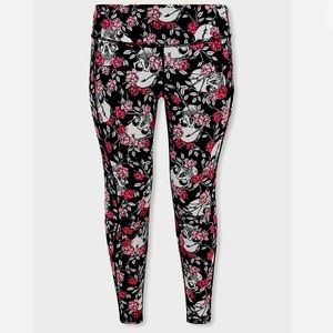 TORRID Performance Core Full Length Active Legging With Side Pockets size 2